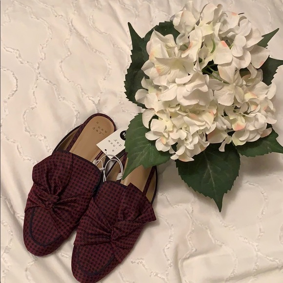 a new day Shoes - NWT A New Day Mules🥀